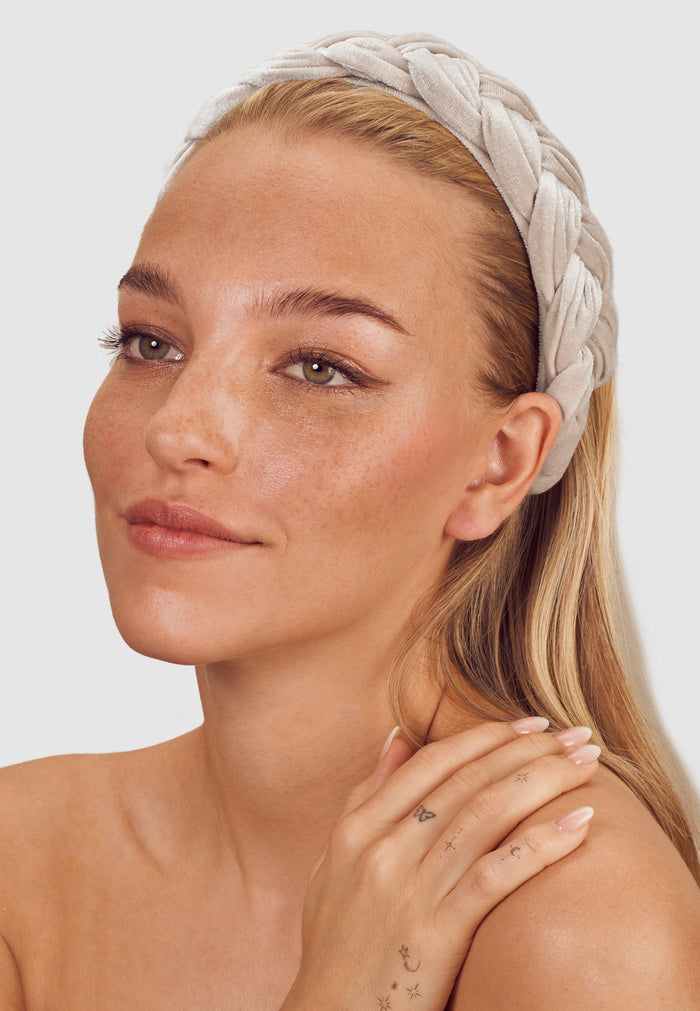 Scarcela - Geflochtener Samt Haarreif in Creme