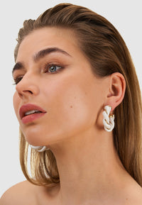 The Catch - Leichte Leder-Creolen in Creme