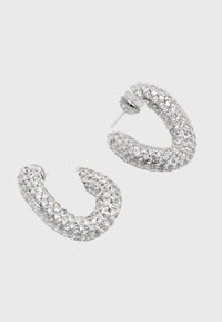 Sparkling GIGI - Precious silver-plated crystal hoop earrings with twist