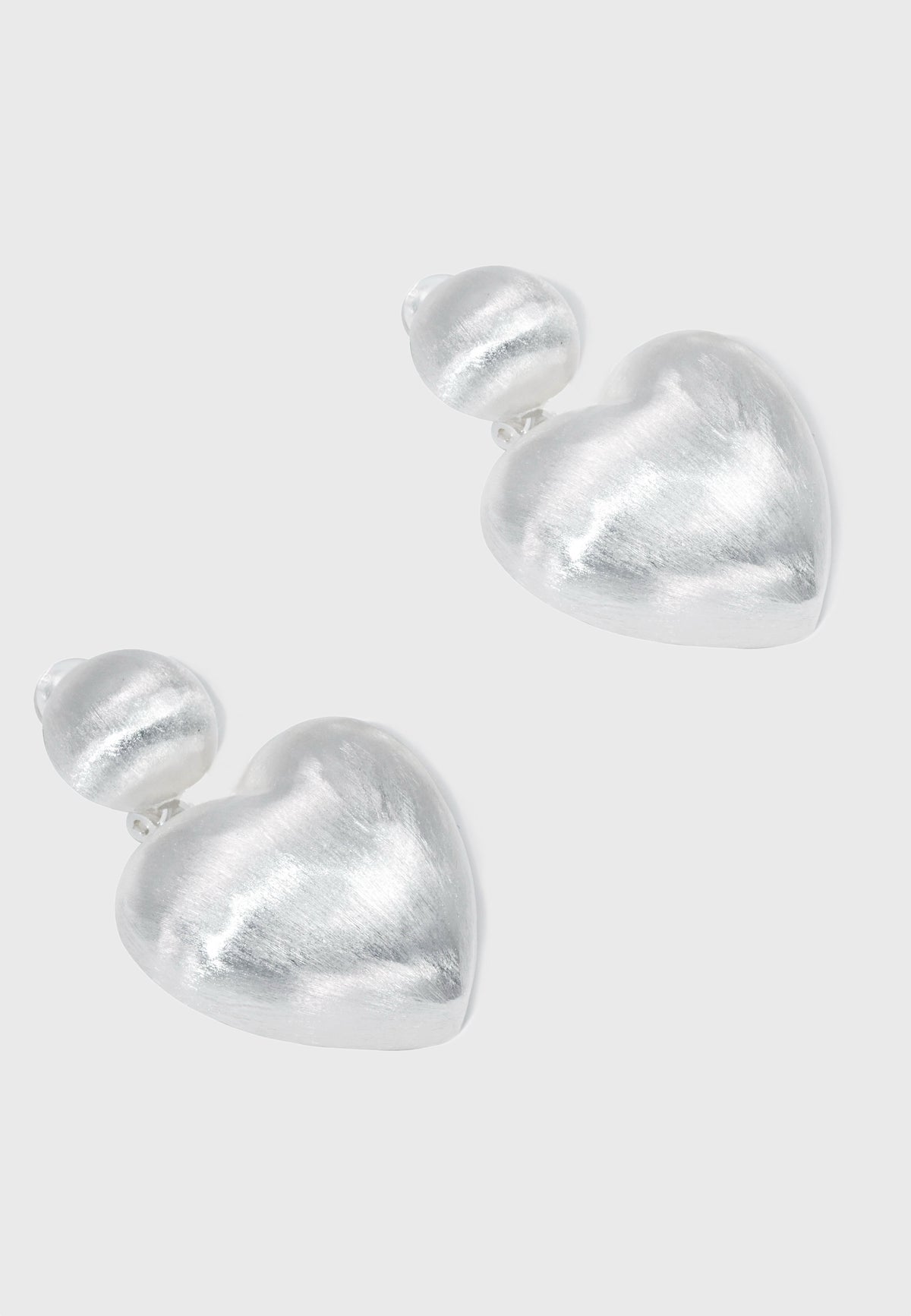 Rubacuori - Versilberte Statement Herz Ohrclips