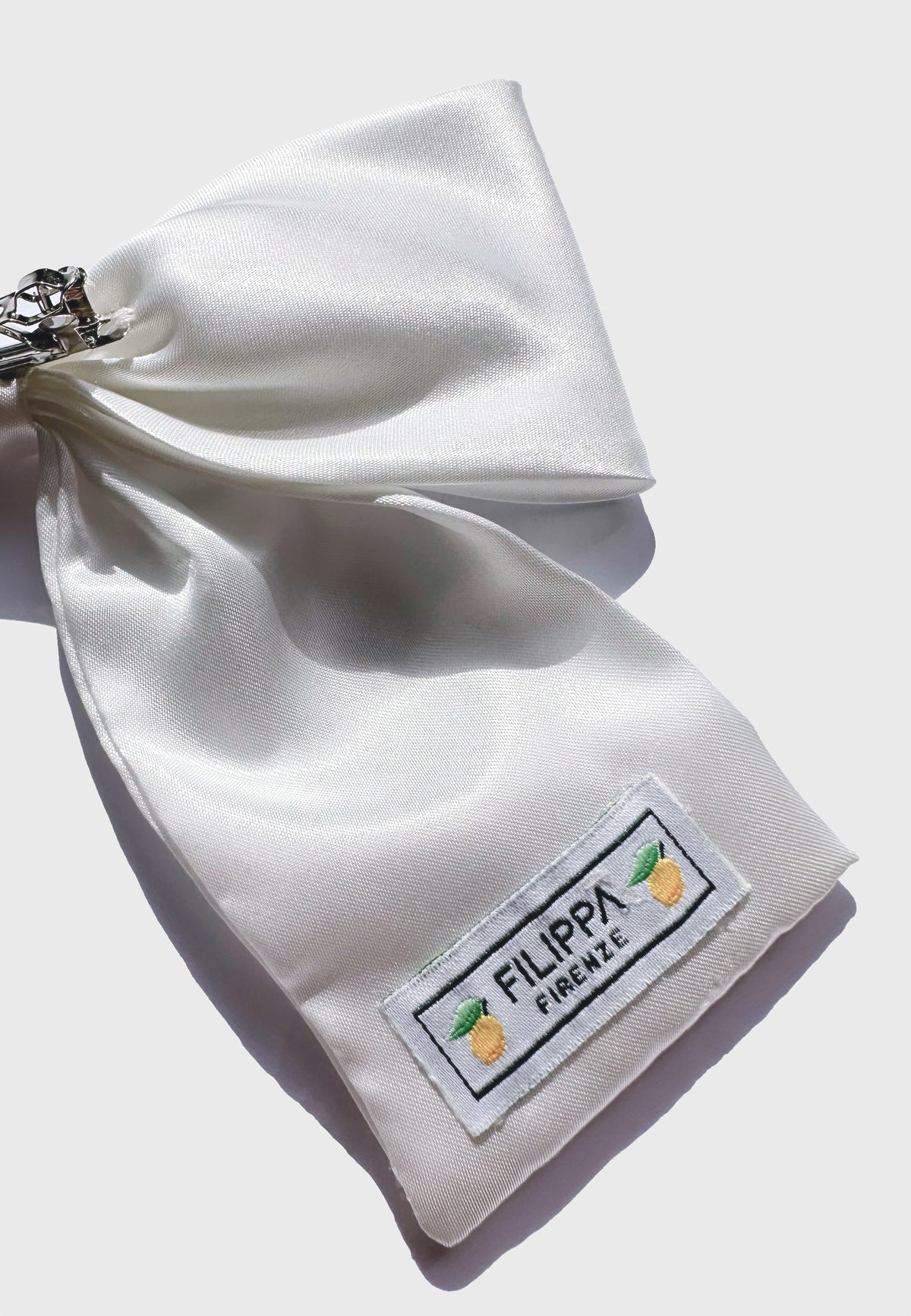 Silk Bow - Haarschleife aus Seide Weiß