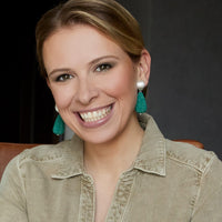 Milanese - Elegant versilberte Ohrclips mit Kristallen in Smaragd-Grün - Filippa Firenze